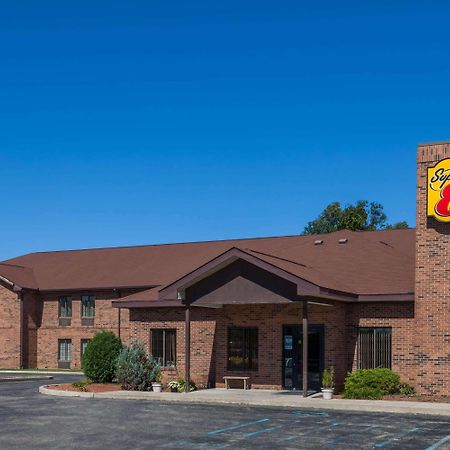 Super 8 By Wyndham Rochester Bagian luar foto